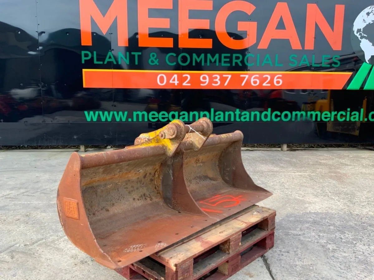 72" CAT GRADING BUCKET........65mm PINS.....157w. - Image 2