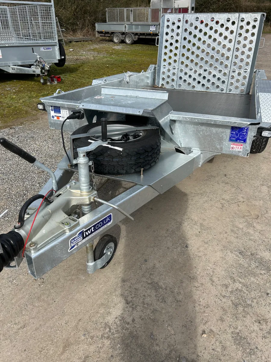 New Ifor Williams GH1054 10x5.4 Plant Trailer - Image 4