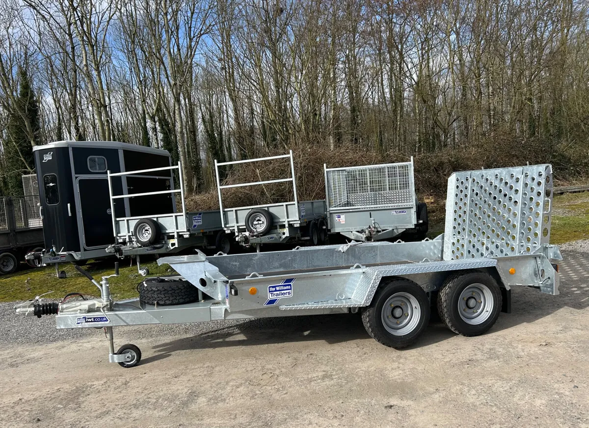 New Ifor Williams GH1054 10x5.4 Plant Trailer - Image 1