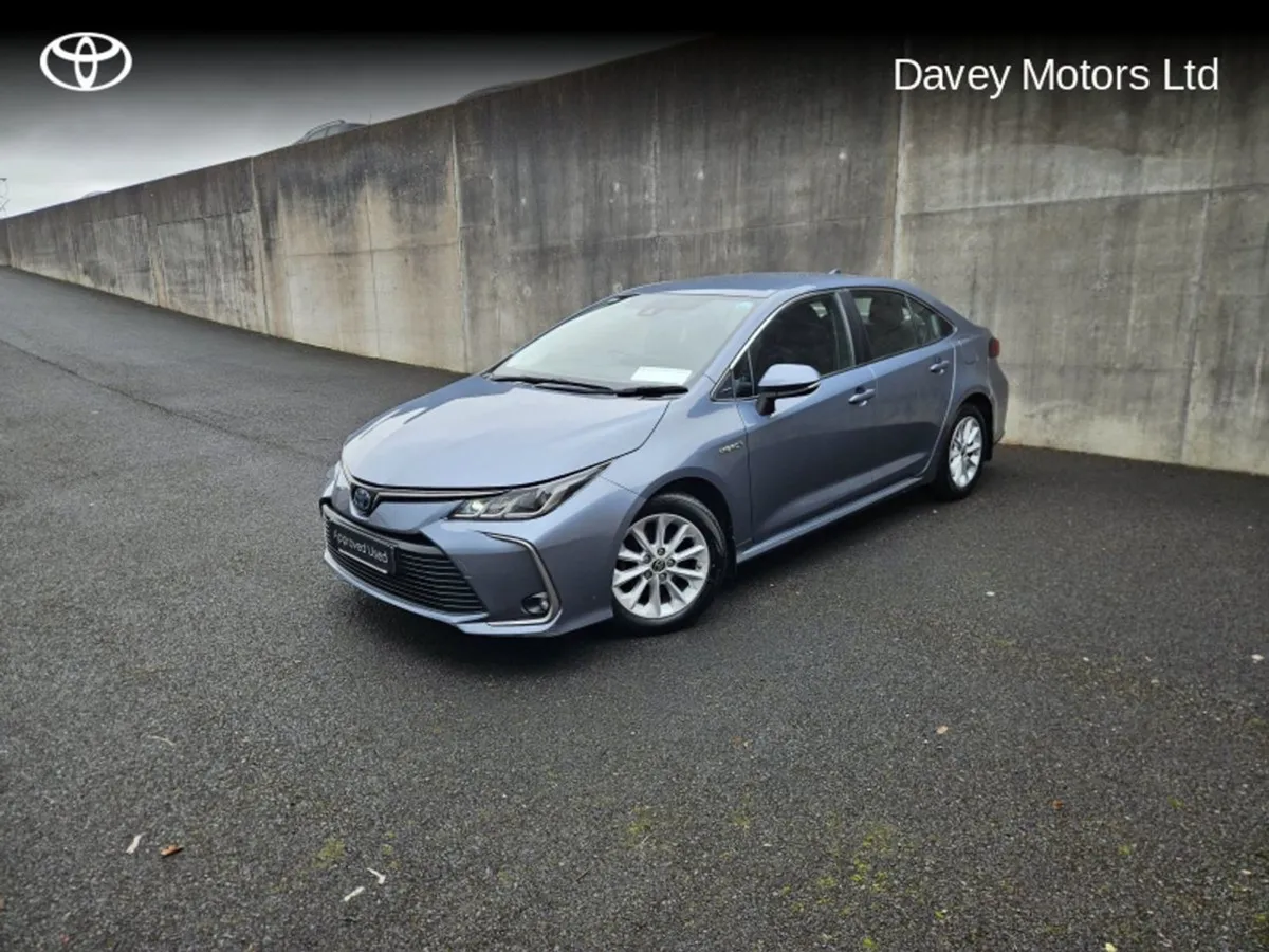 Toyota Corolla Corolla HYB Luna Saloon - Image 3
