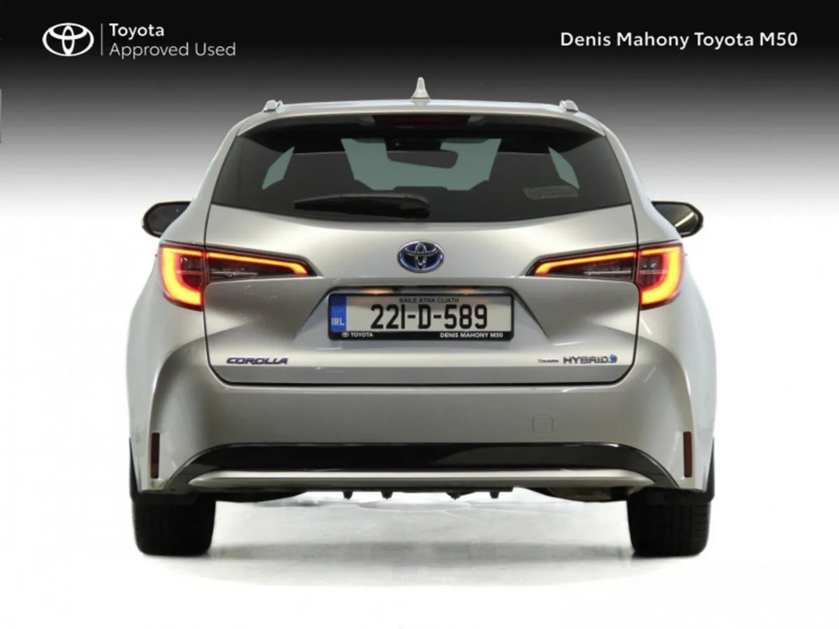 Toyota Corolla Touring Sports SOL - Image 4