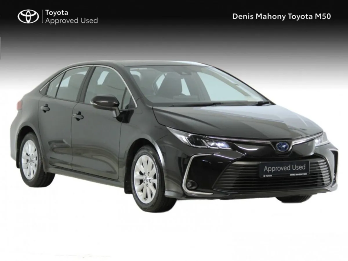 Toyota Corolla Hybrid Luna Saloon Auto - Image 1