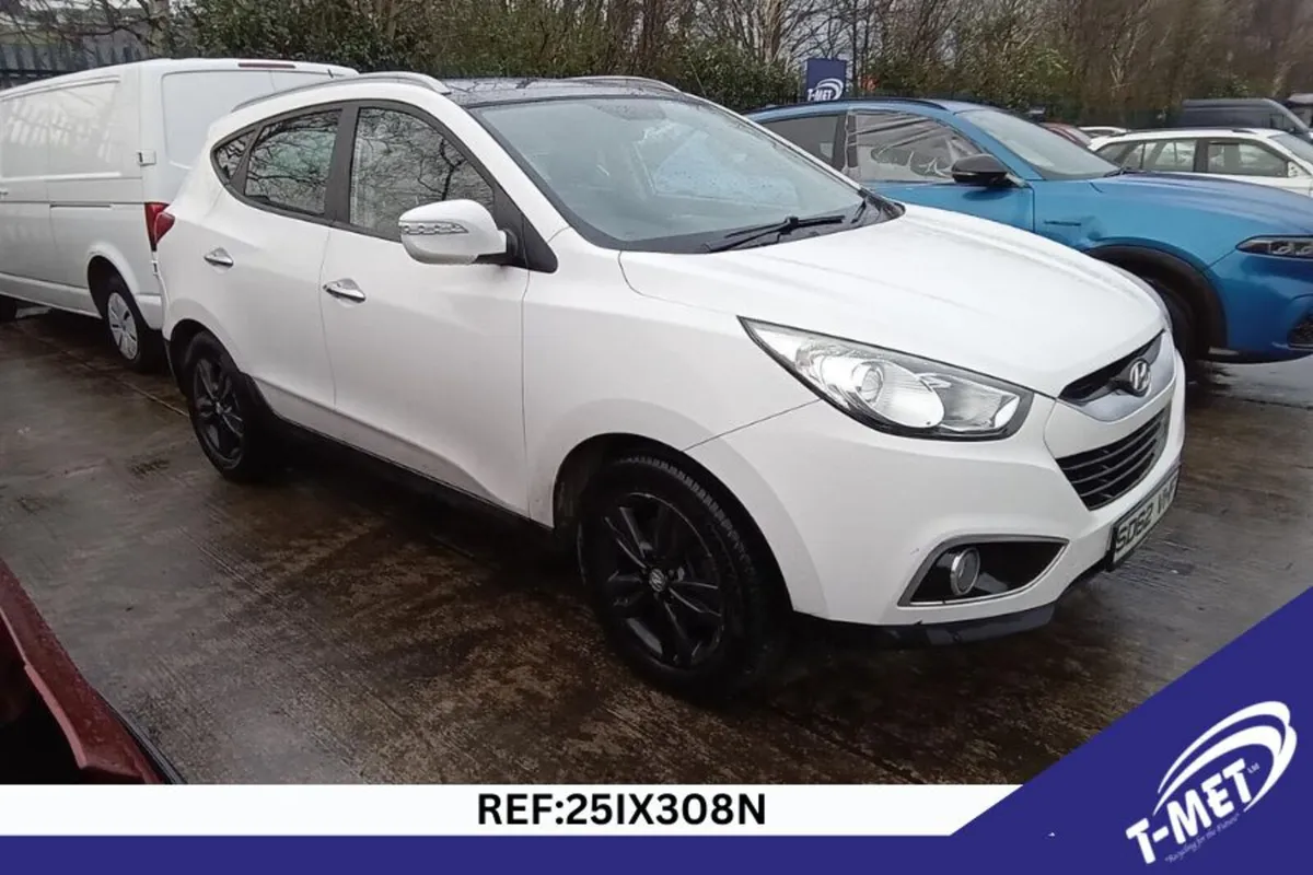 2012 HYUNDAI IX35 BREAKING FOR PARTS - Image 1