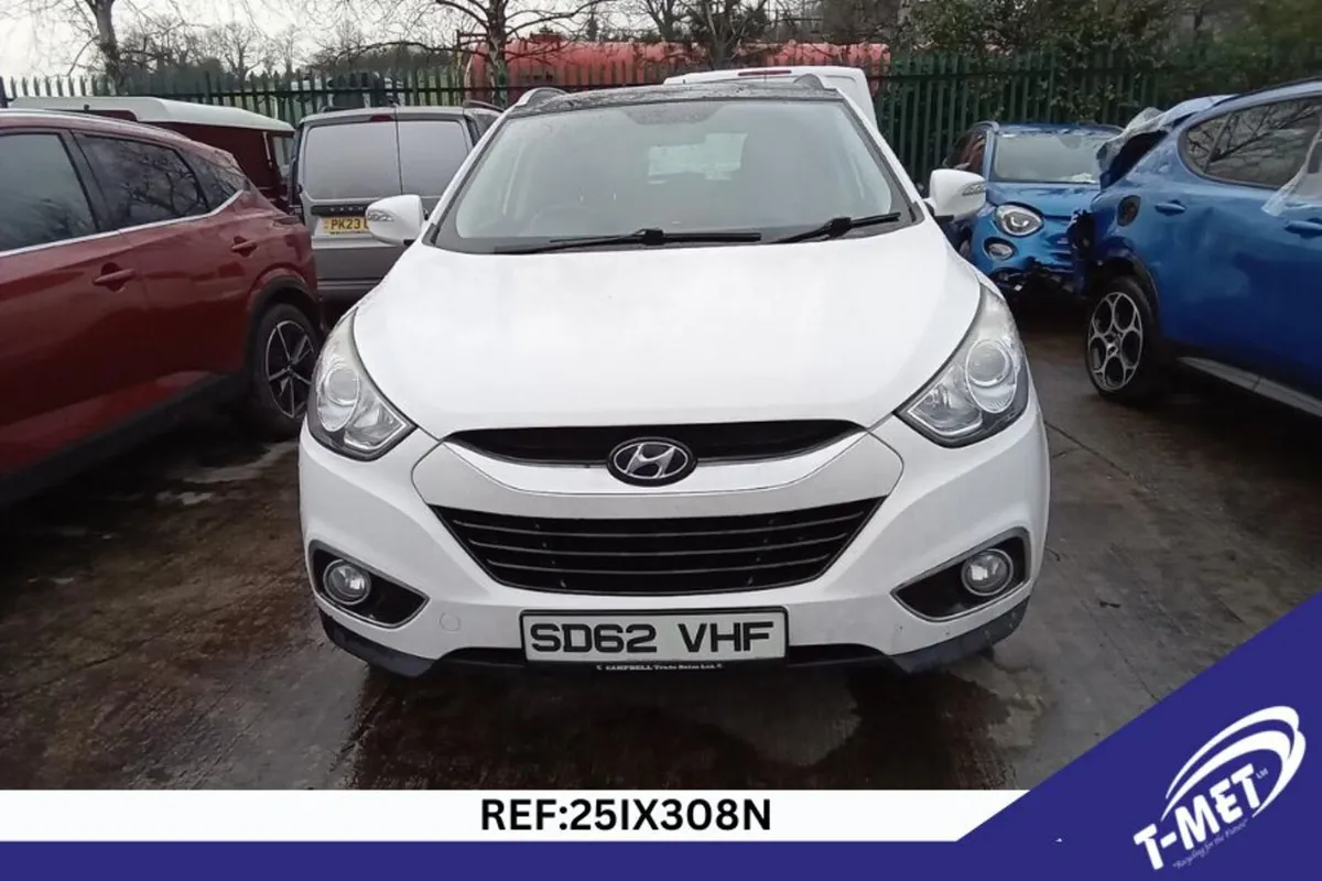 2012 HYUNDAI IX35 BREAKING FOR PARTS - Image 2