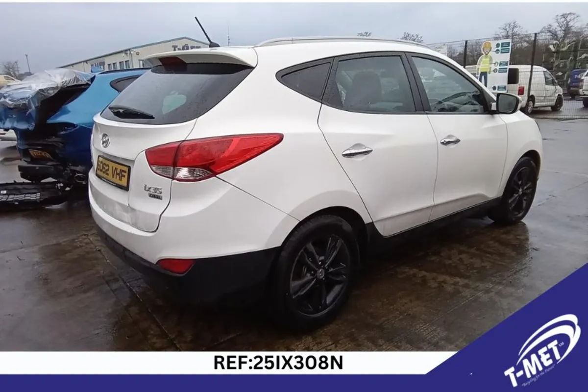 2012 HYUNDAI IX35 BREAKING FOR PARTS - Image 3