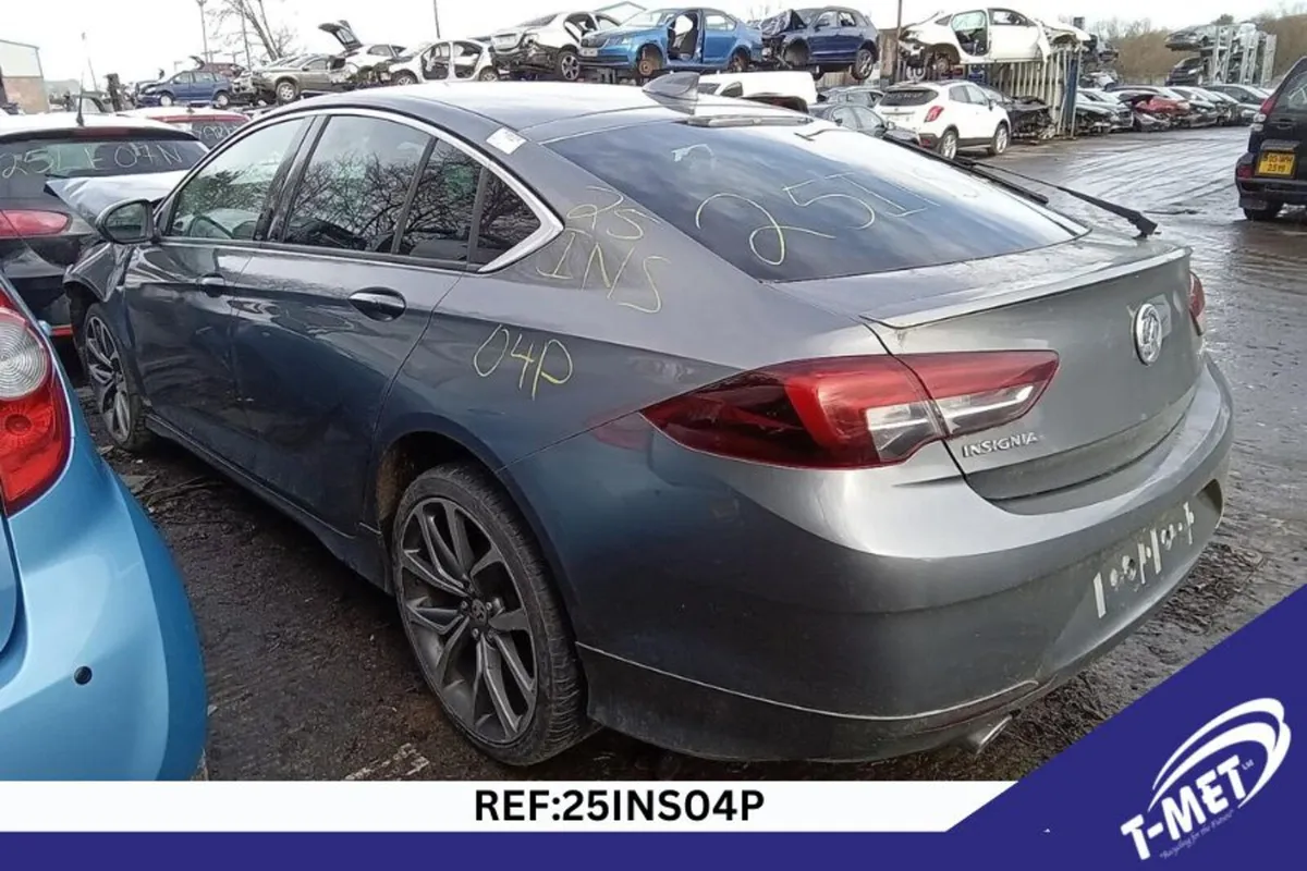 2017 VAUXHALL INSIGNIA BREAKIG FOR PARTS - Image 1