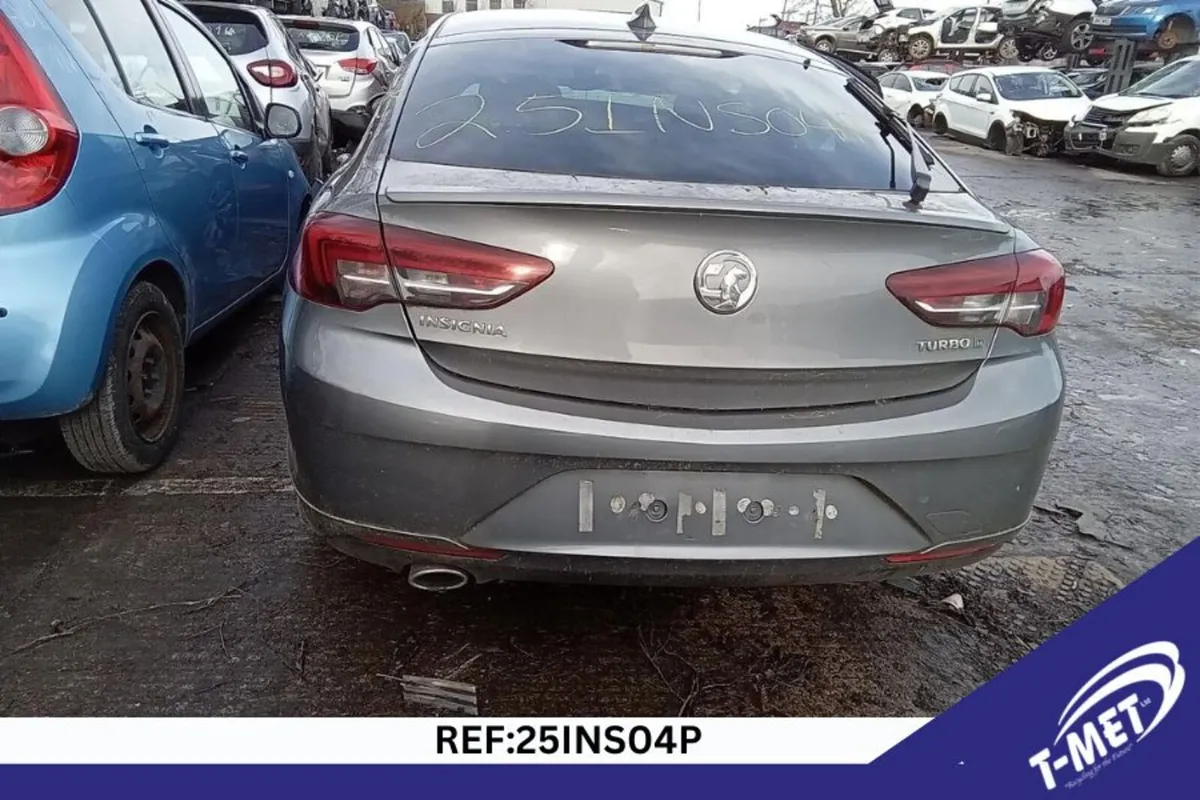2017 VAUXHALL INSIGNIA BREAKIG FOR PARTS - Image 2