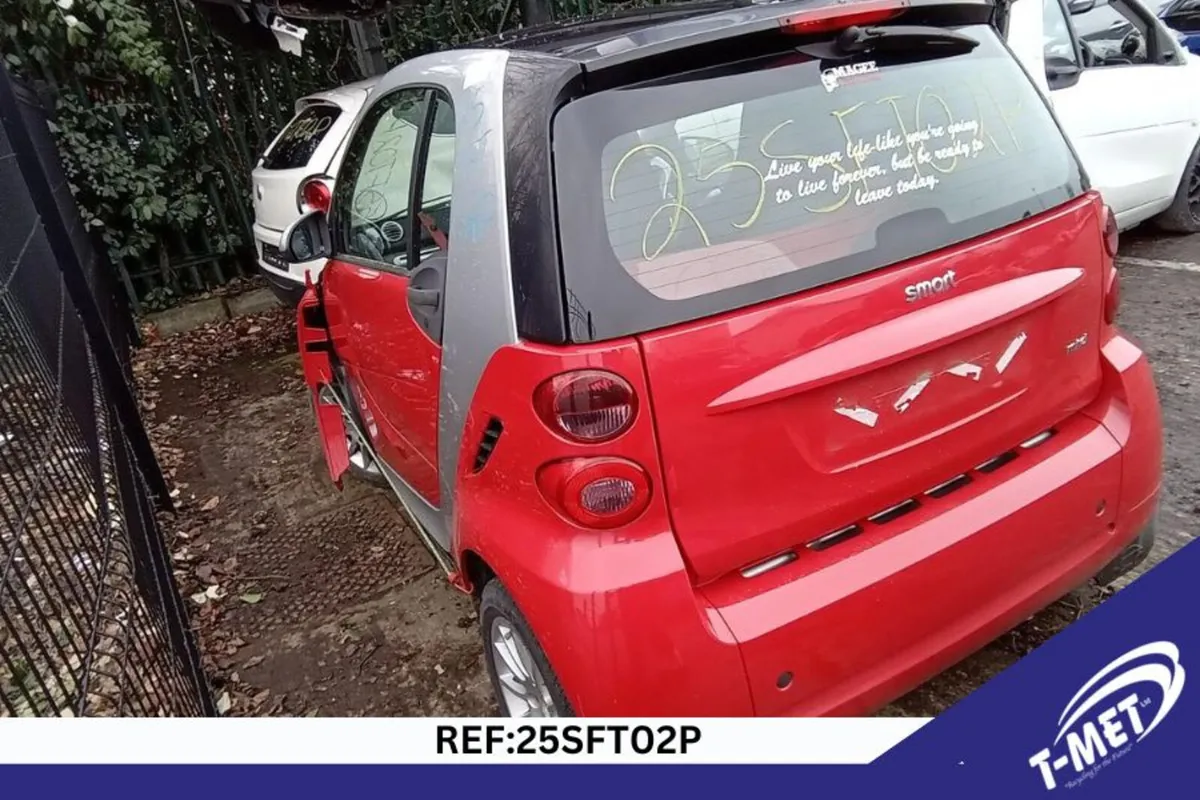 2012 SMART FORTWO BREAKING FOR PARTS - Image 3