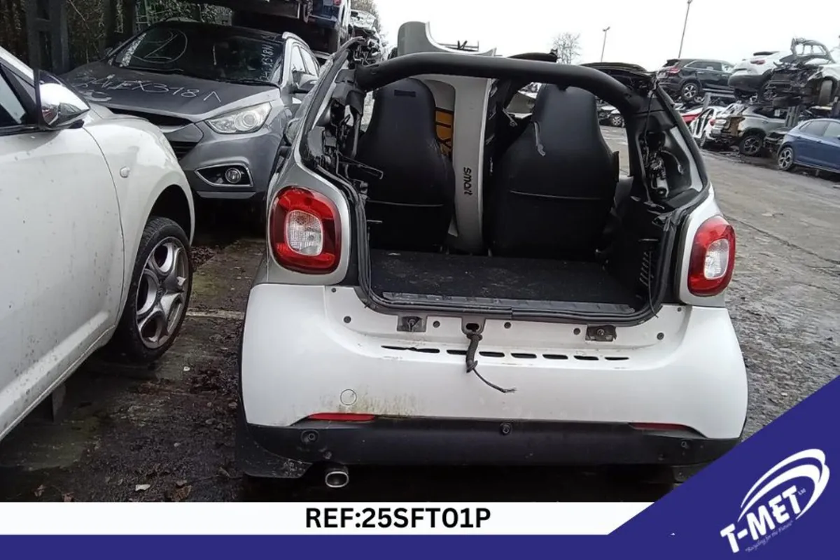 2018 SMART FORTWO BREAKING FOR PARTS - Image 3