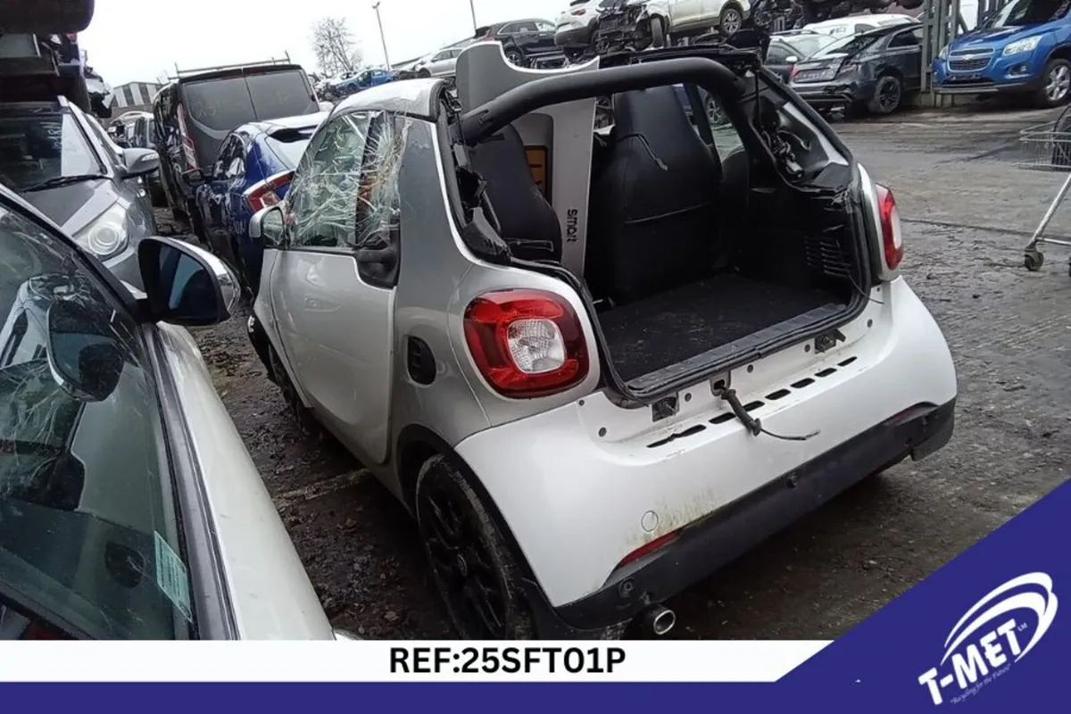 2018 SMART FORTWO BREAKING FOR PARTS - Image 4
