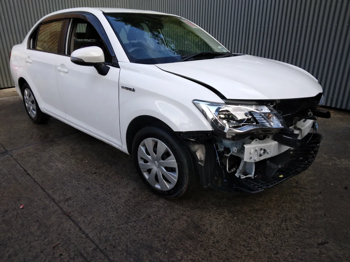 2014 Toyota Corolla Axio Breaking/Dismantling - Image 2