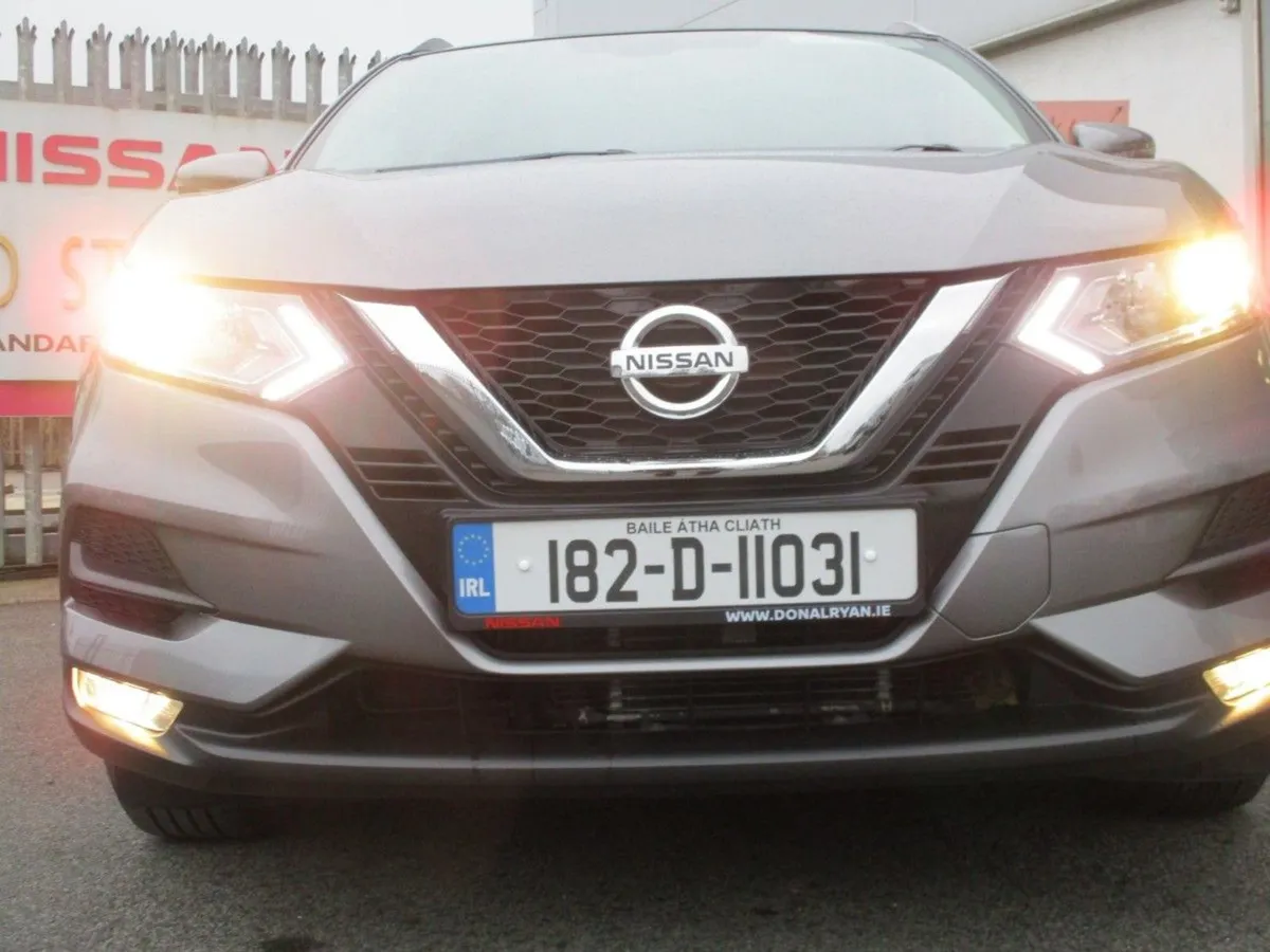 Nissan QASHQAI 1.2 PET SV CVT - Image 2