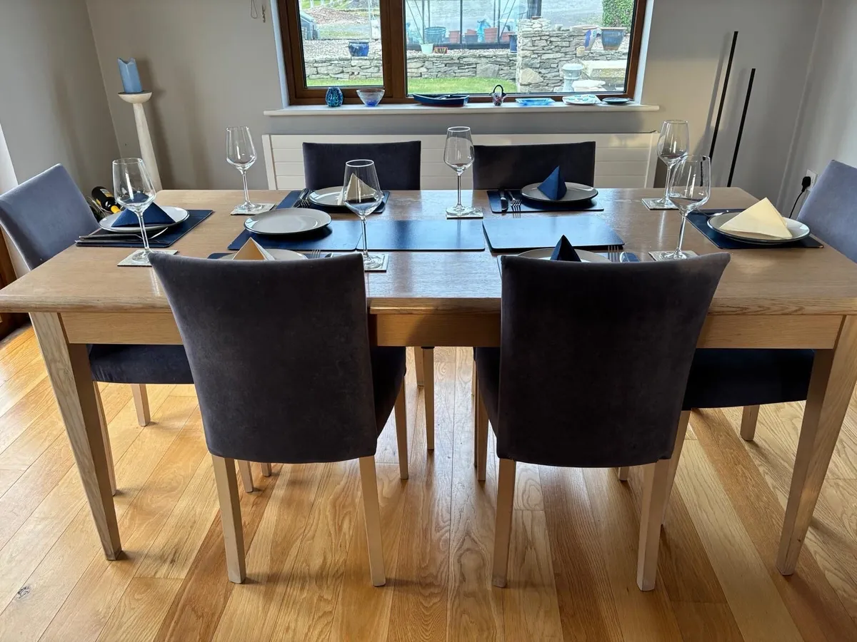 Dining room table and chairs - Image 4