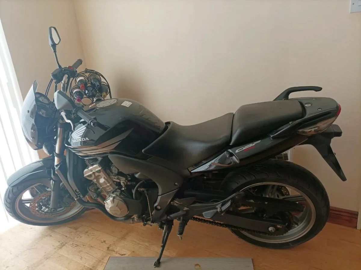 Honda CBF N 600cc 2009 - Image 1