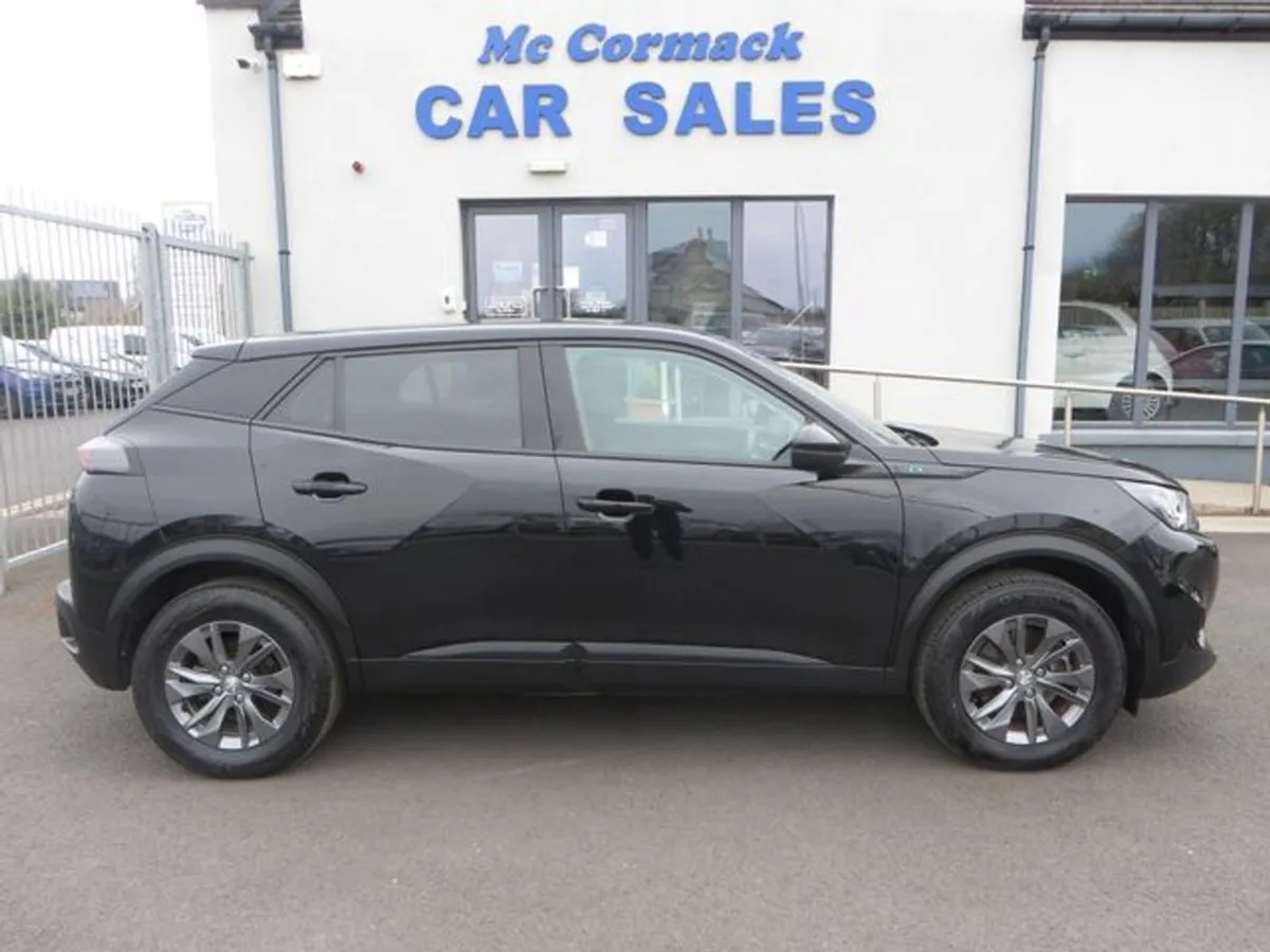 Peugeot 2008 Eactive 136HP 50 KWH 4DR Auto - Image 2