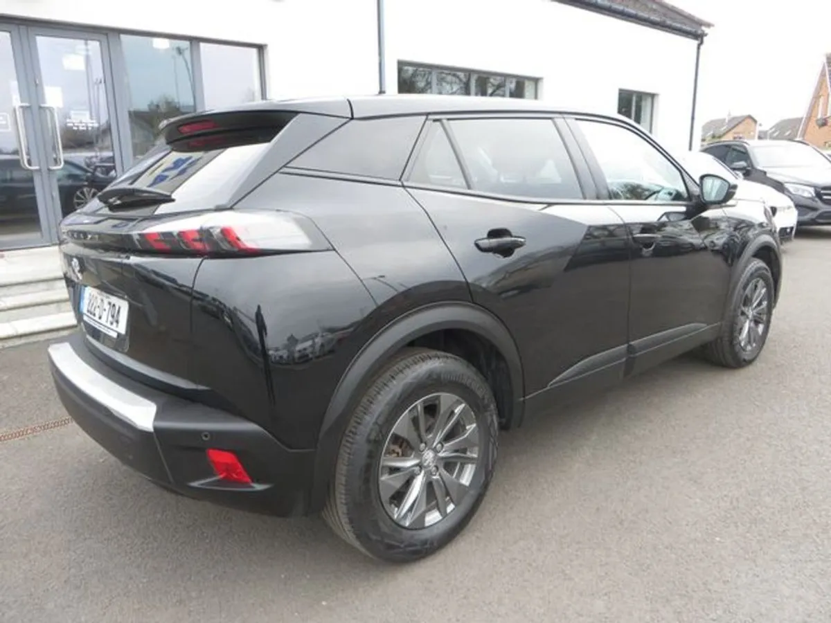 Peugeot 2008 Eactive 136HP 50 KWH 4DR Auto - Image 3