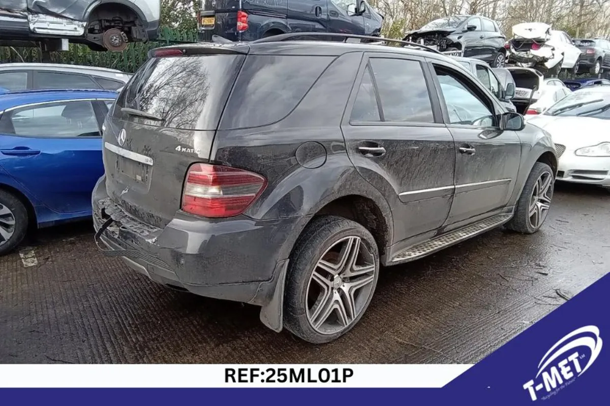 2007 MERCEDES M CLASS BREAKING FOR PARTS - Image 4