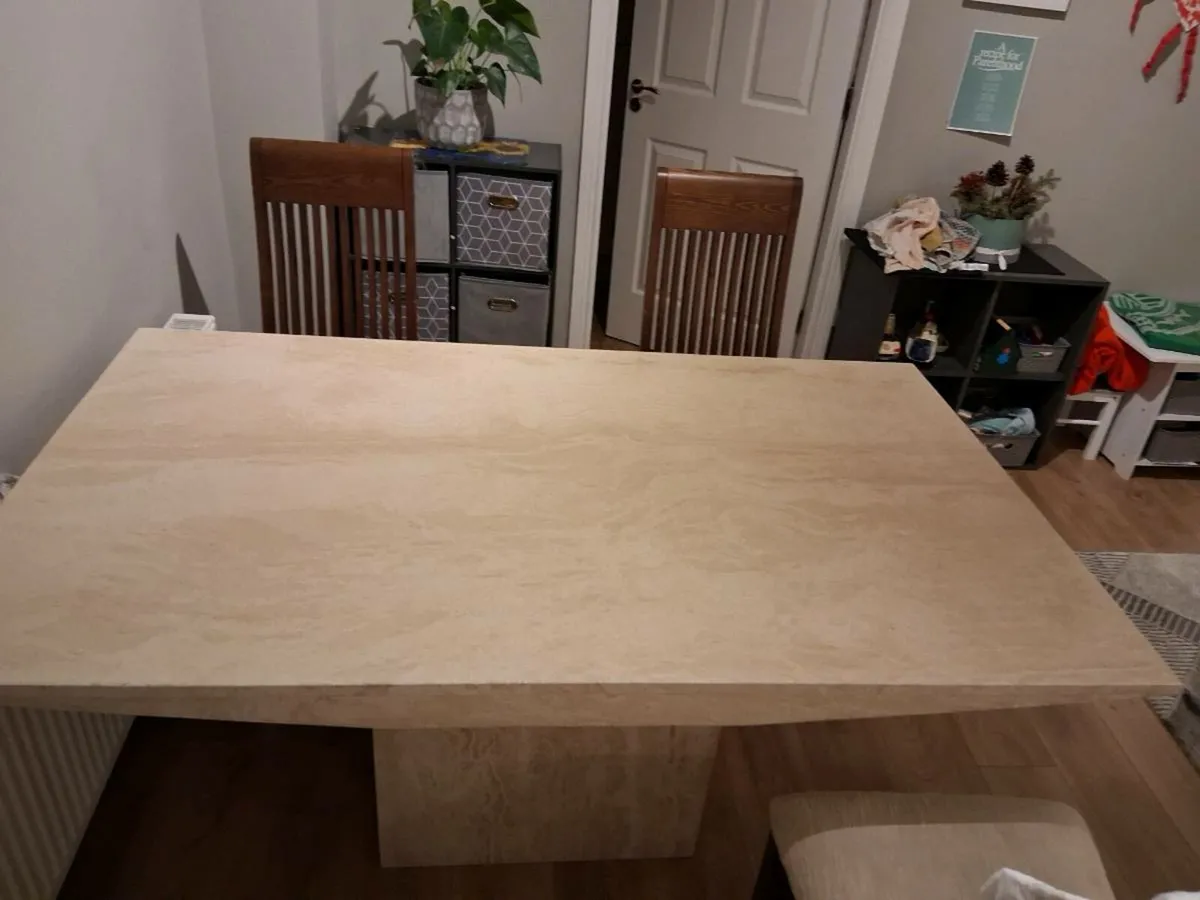 Table and 6 chairs - Image 2
