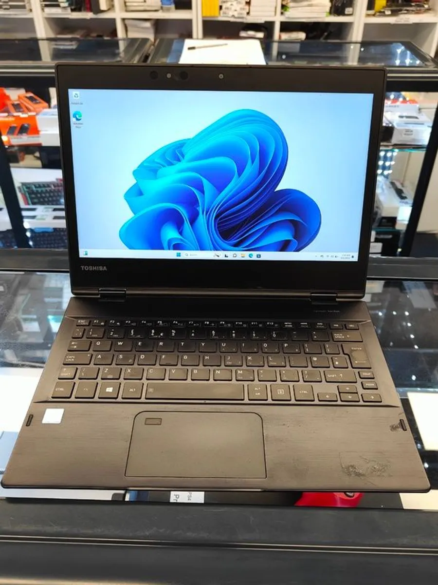 Toshiba portege x20w intel i7 7th gen 8gb ram 256gb ssd win11 pro (2in 1) 12" fhd touch screen notebook. - Image 3