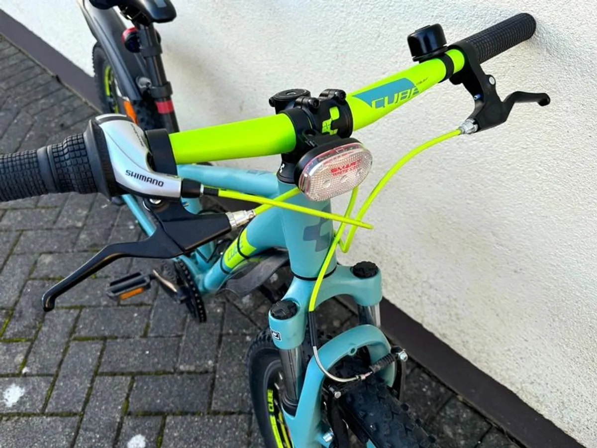 Cube Acid 240 Kids bike - Image 2