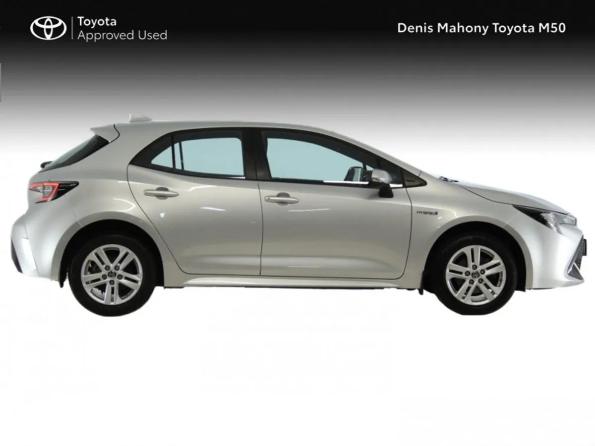 Toyota Corolla Hybrid Luna Hatchback Auto - Image 3