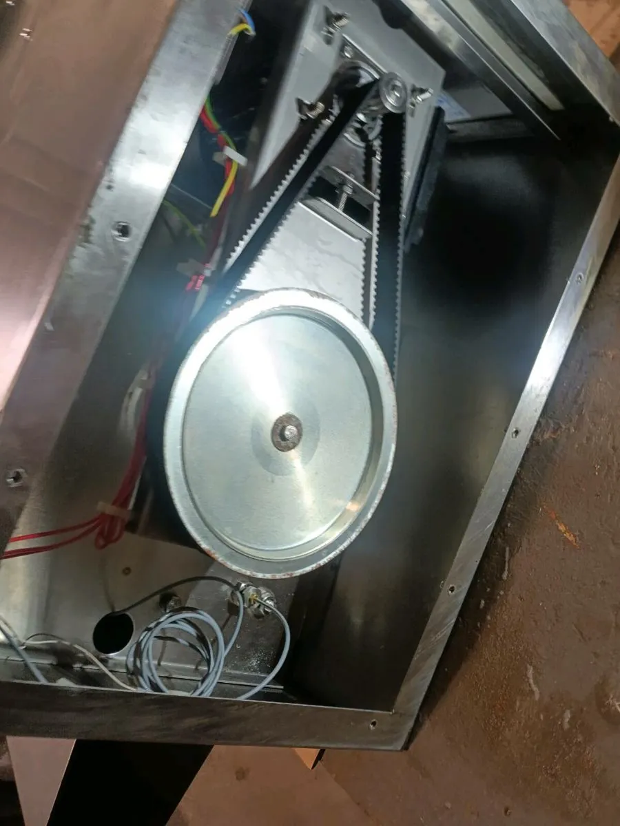 Keating 3phs hotplate..imc chipper.. - Image 2