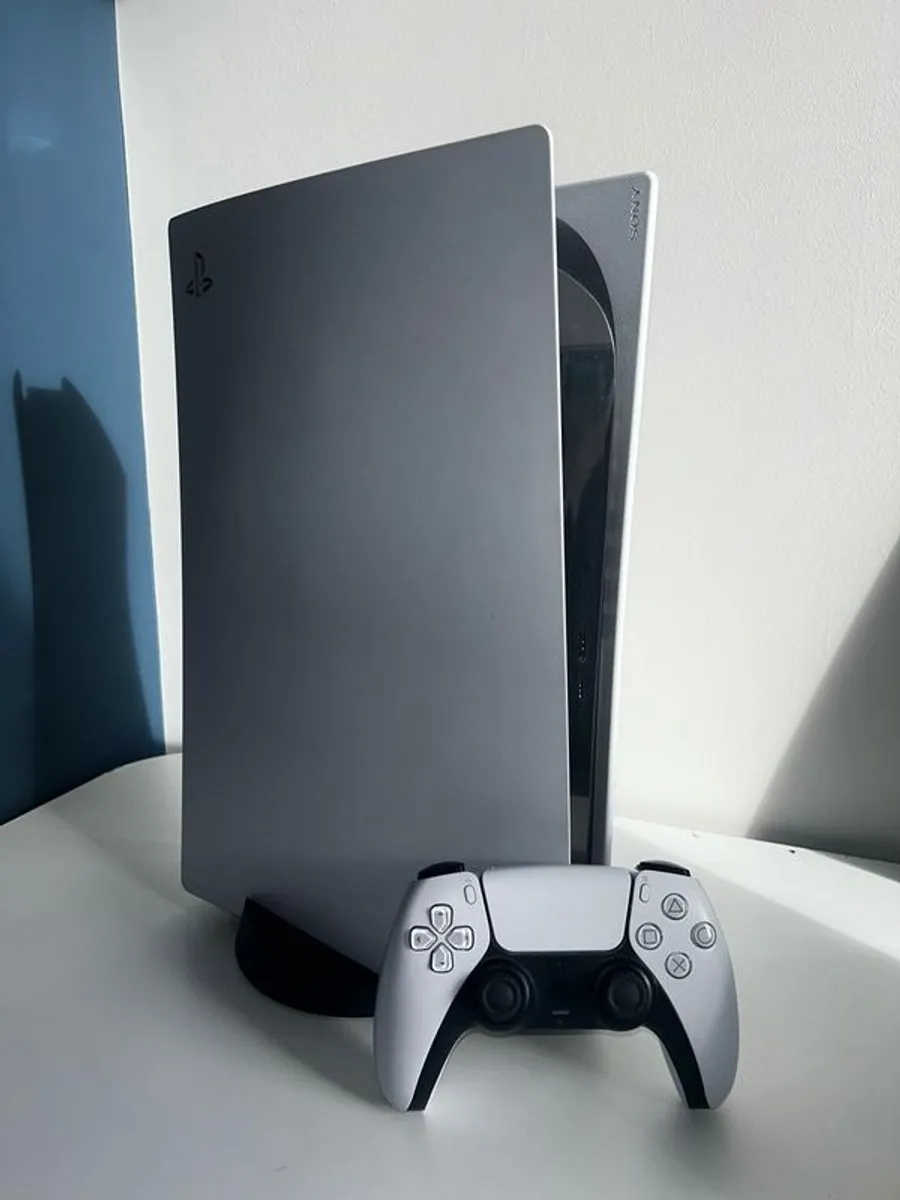 Playstation 5 825GB Disk Edition - Image 1