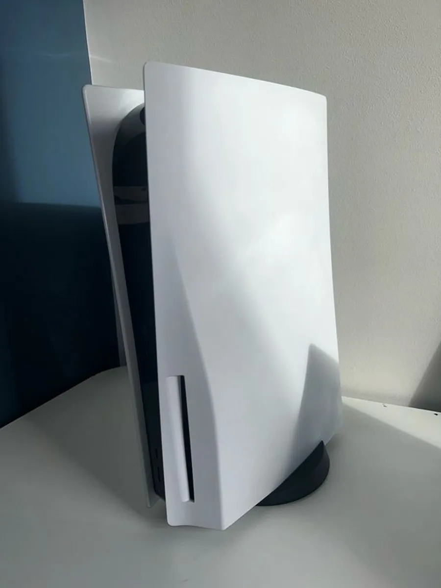 Playstation 5 825GB Disk Edition - Image 2