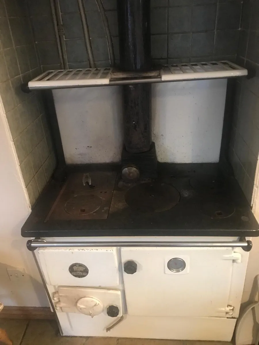 Stanley Solid Fuel Cooker with Back Boiler - Image 1