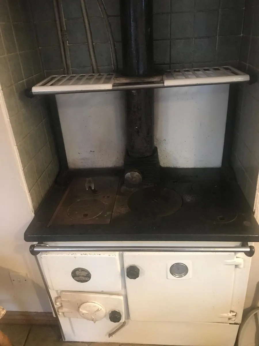 Stanley Solid Fuel Cooker with Back Boiler - Image 3