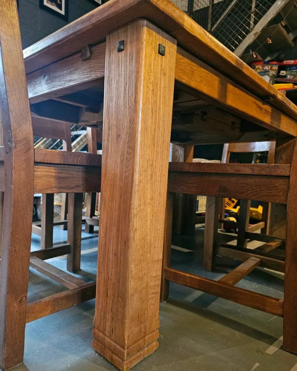 Table & Chairs - Image 3