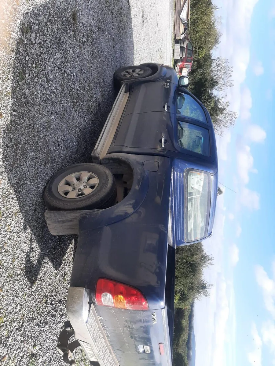 hilux and landcruiser ALL PARTS only - Image 1