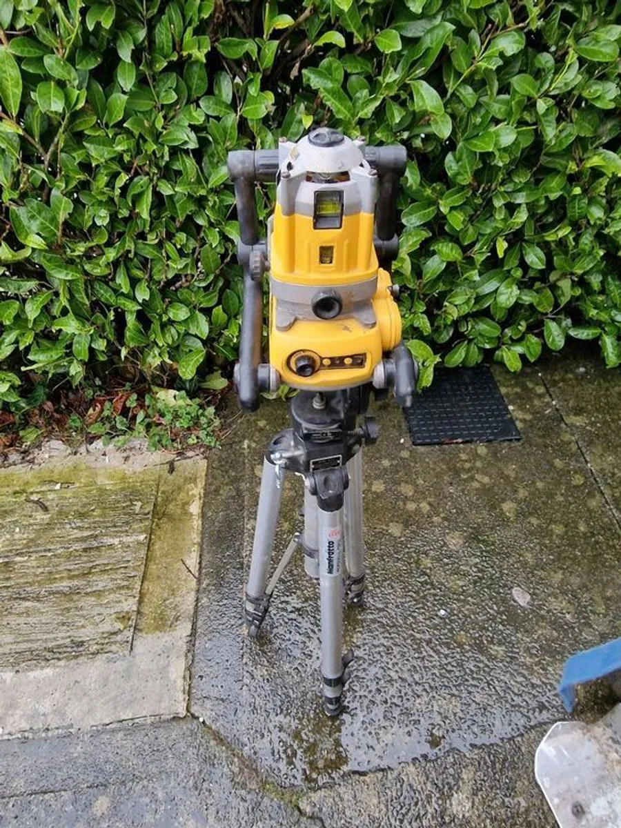 laser Dewalt - Image 1