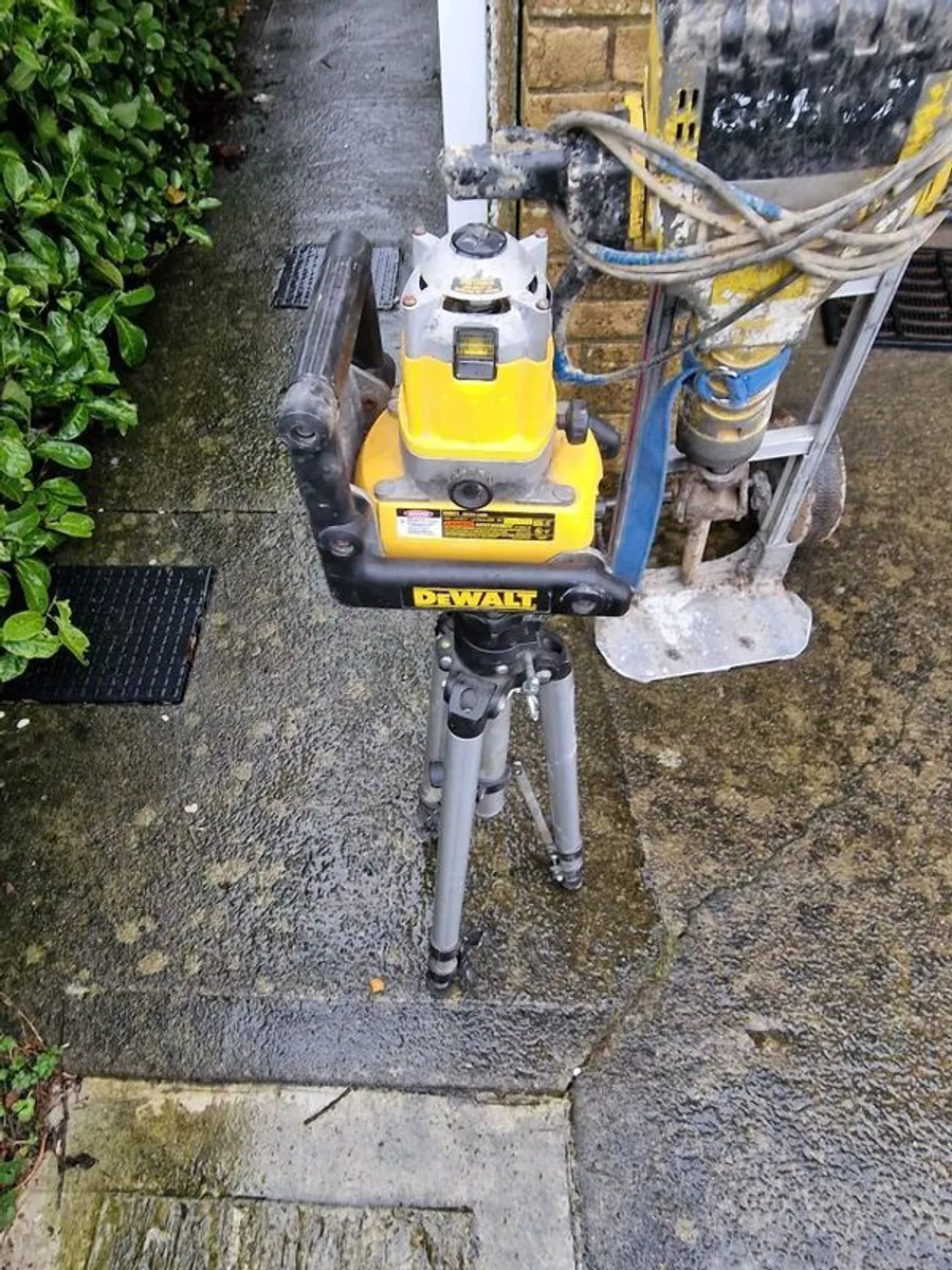laser Dewalt - Image 2