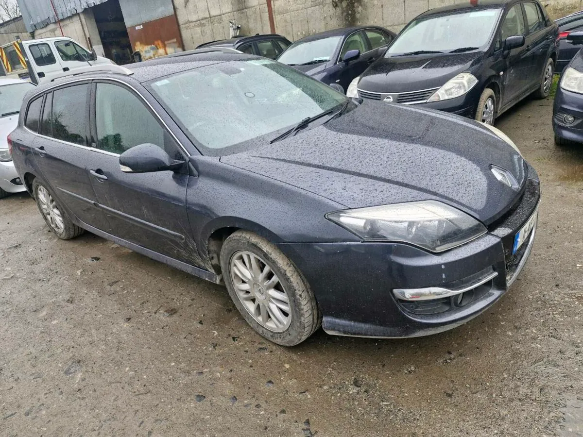 2011 Renault Laguna Estate Parts - Image 1