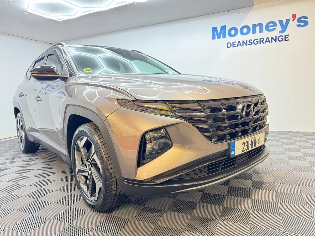 Hyundai Tucson 2WD Executive Plus HEV Auto - - Image 1