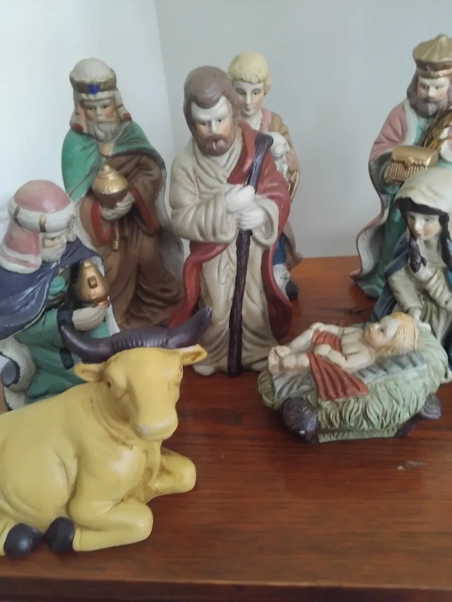 Vintage Nativity Figurines - Image 2