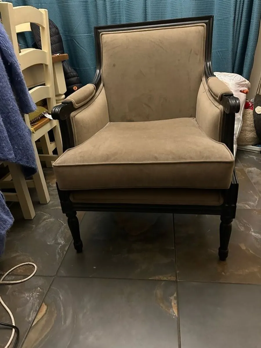 Armchair - Image 1