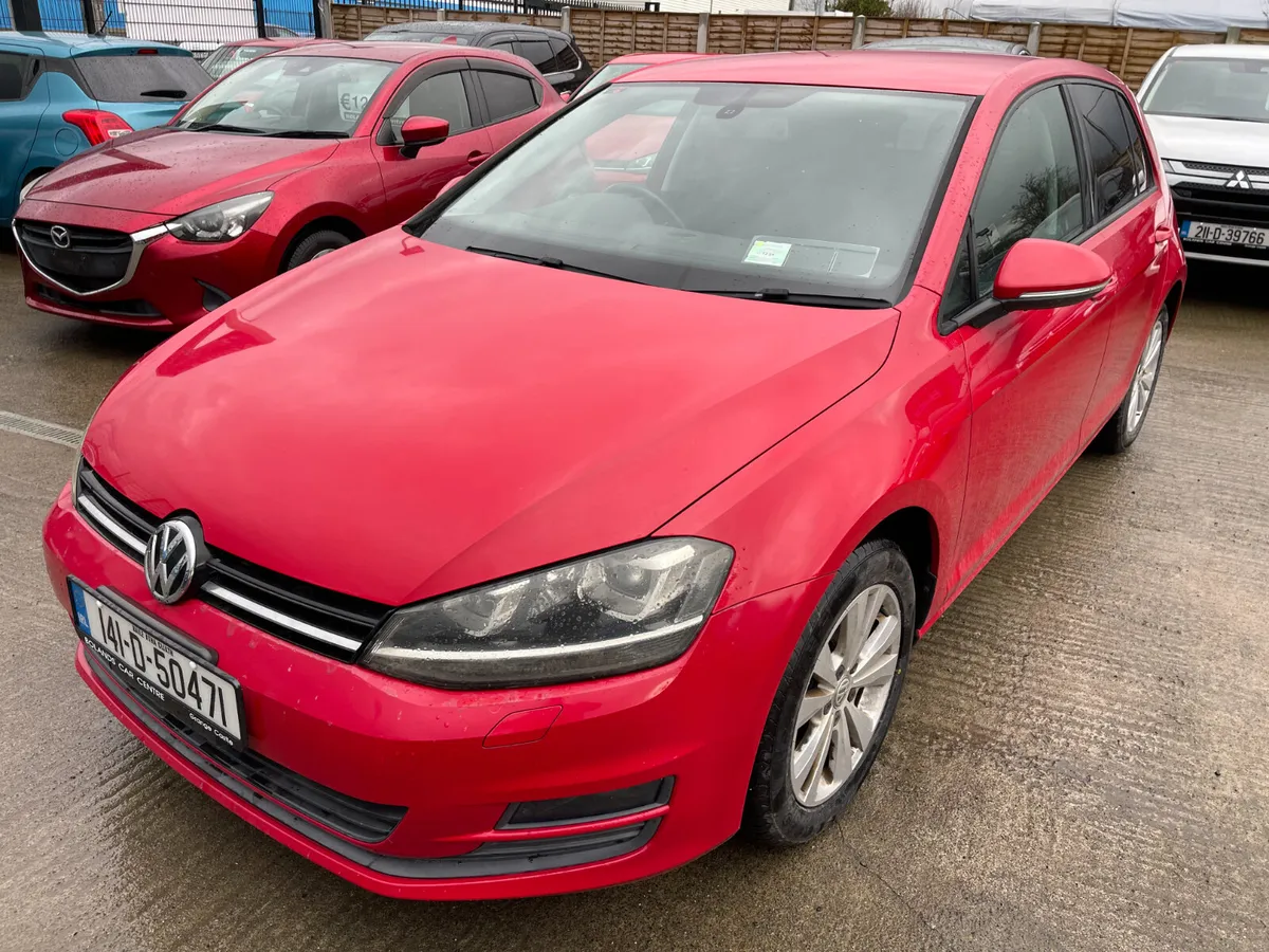 141 Volkswagen Golf 1.2 TSI Automatic 5dr Model - Image 3