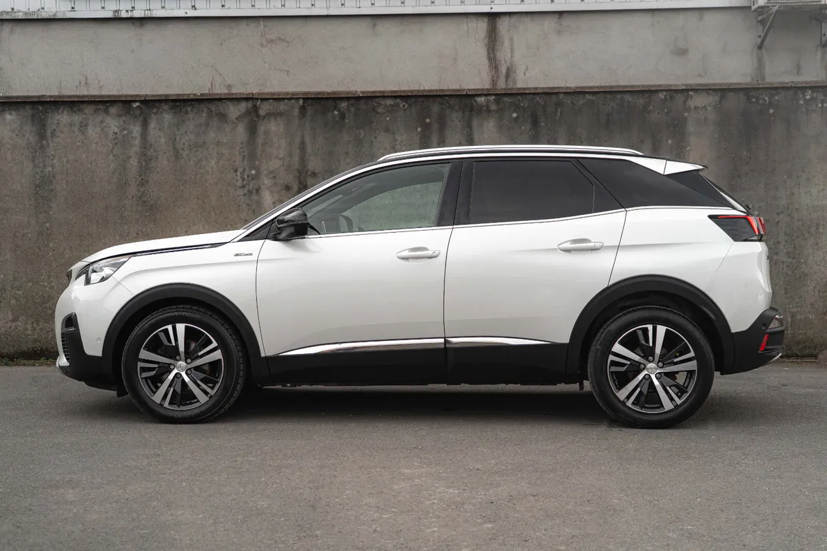Peugeot 3008 2018 GT-LINE WHITE 1.2P IMMACULATE - Image 4