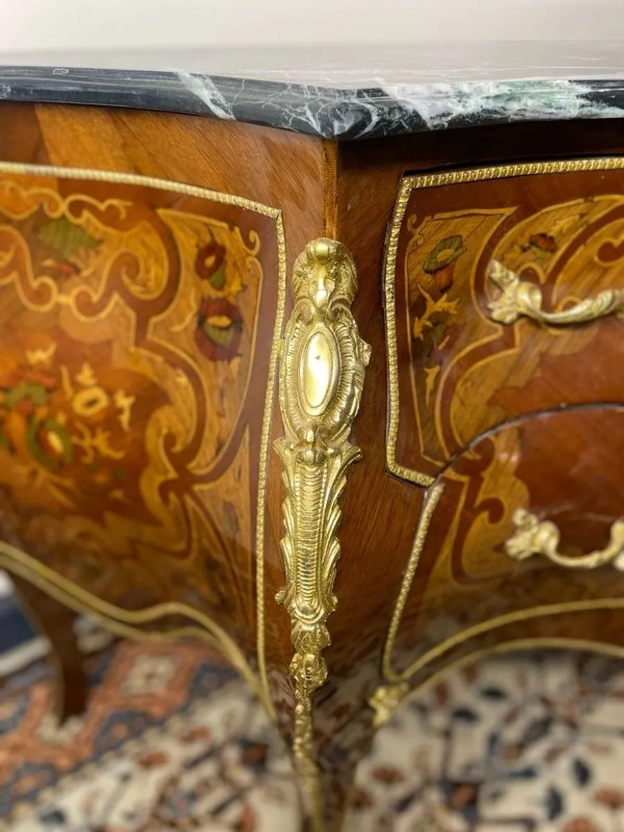 Louis XV Design Marble Top Bombe Chest Of Drawers. - Image 2