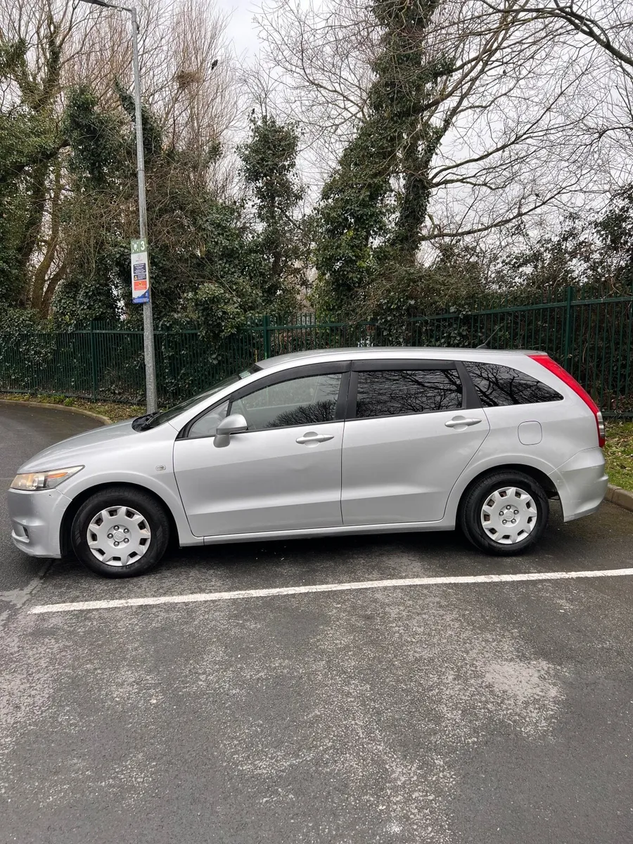 Honda Stream Auto 1.8 Low KM 7seater - Image 2