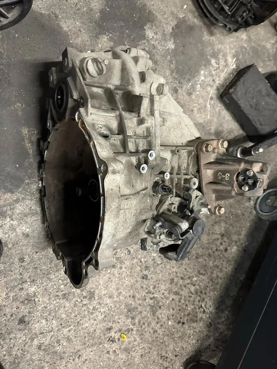 Kia ceed 2013 up gearbox - Image 1