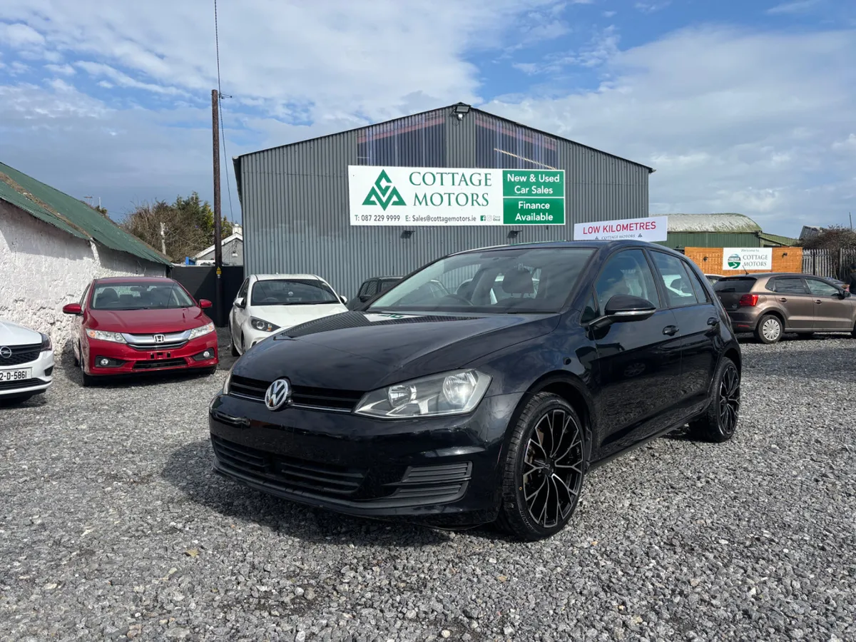 Volkswagen Golf - Image 1