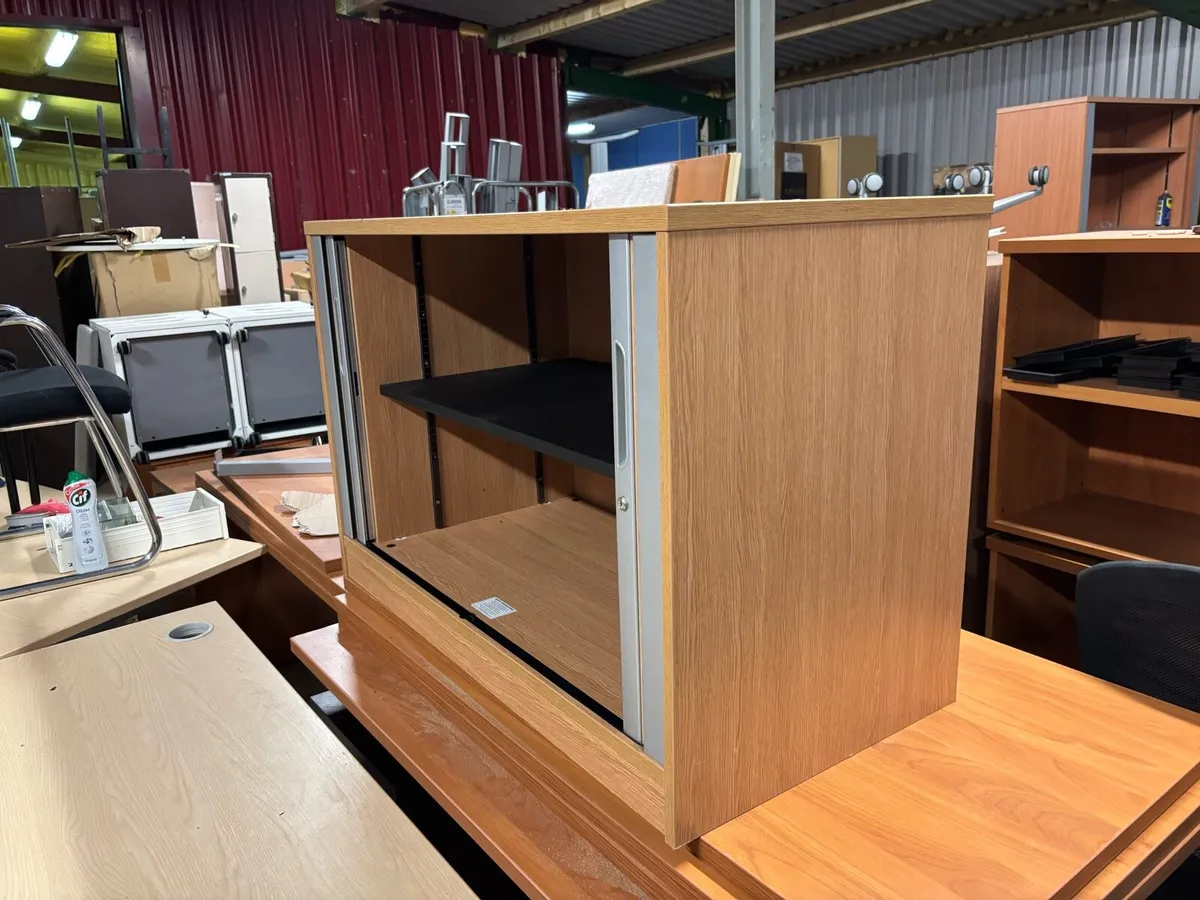Oak storage units - Image 3
