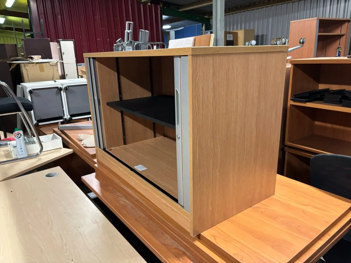 Oak storage units - Image 4
