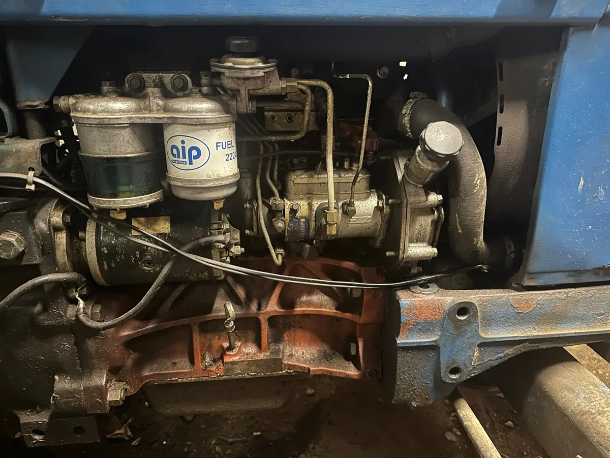Ford 4000 - Image 2