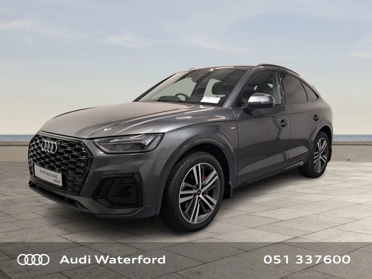 Audi Q5 Sportback Black Edition  valcona Leather - Image 3
