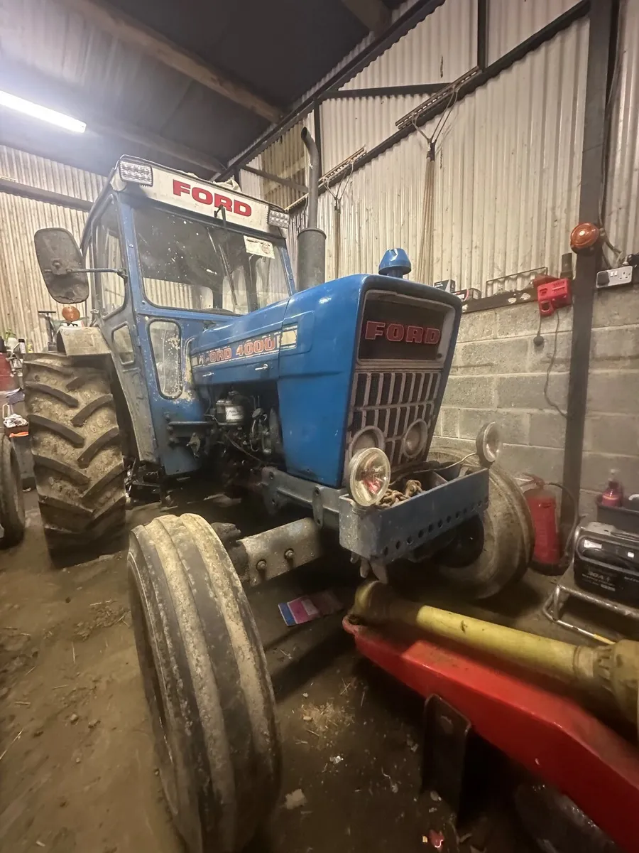 Ford 4000 - Image 1