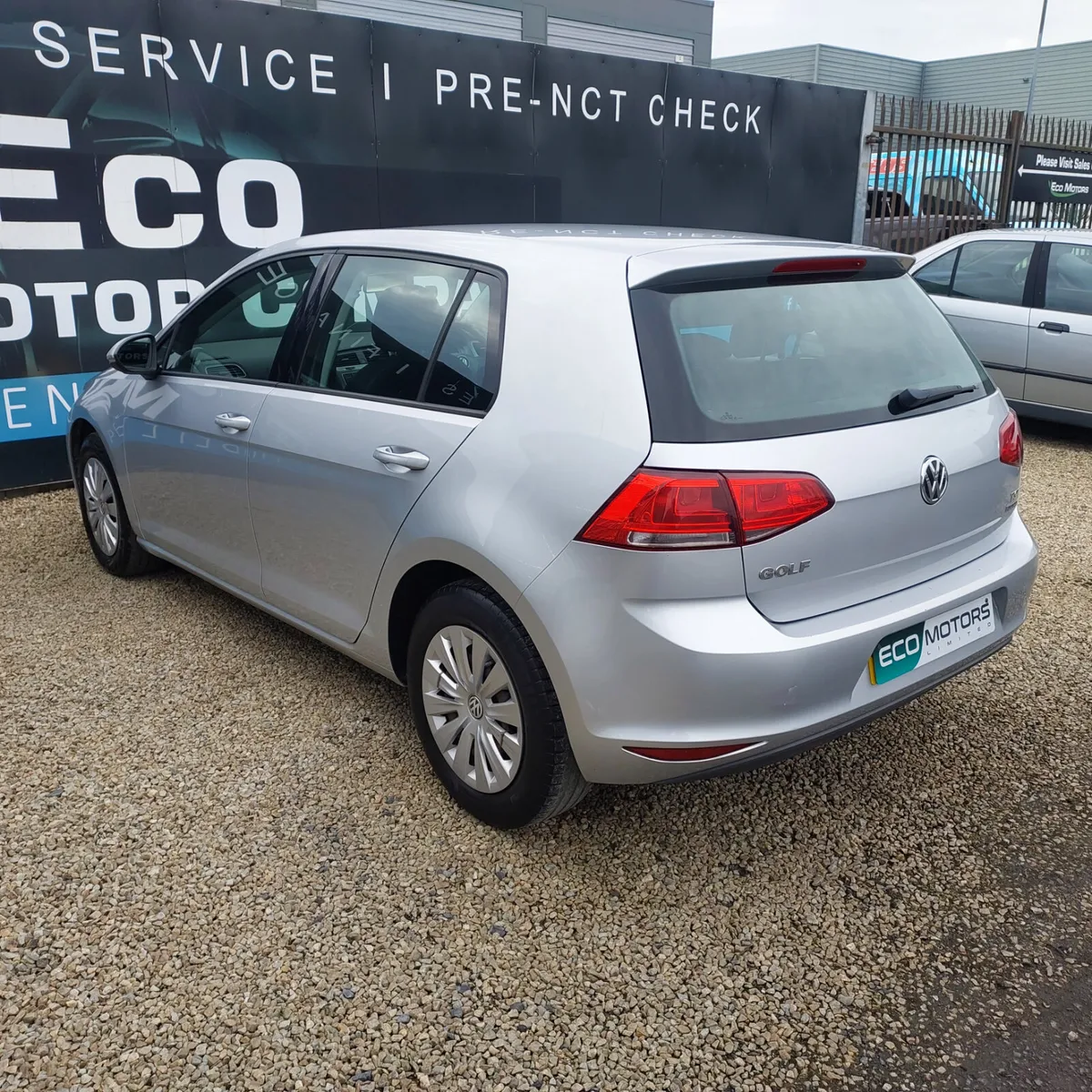 VOLKSWAGEN GOLF 2014 - 1.2 TSI - LOW MILES - Image 4